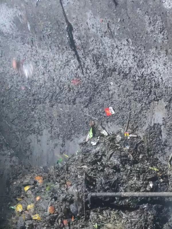 新邵污水池清理